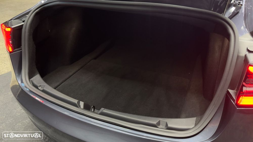 Tesla Model 3 Long Range Tração Integral - 33