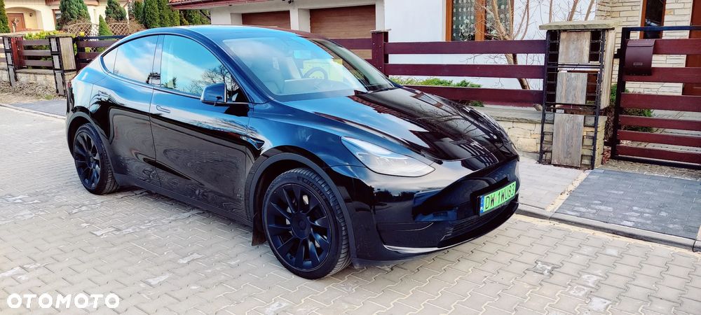 Tesla Y RWD - 2