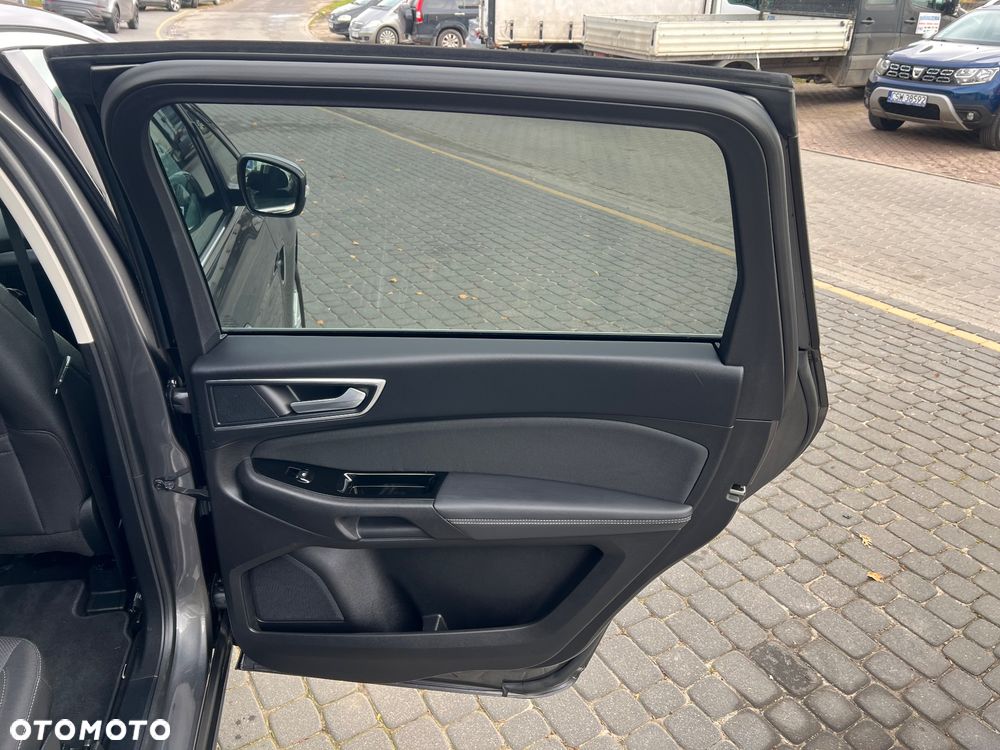 Ford S-Max 1.6 T Platinium X - 23