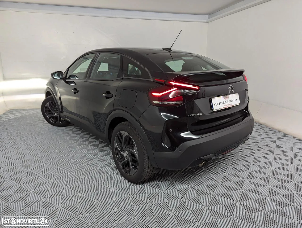 Citroën C4 1.2 PureTech Plus - 9