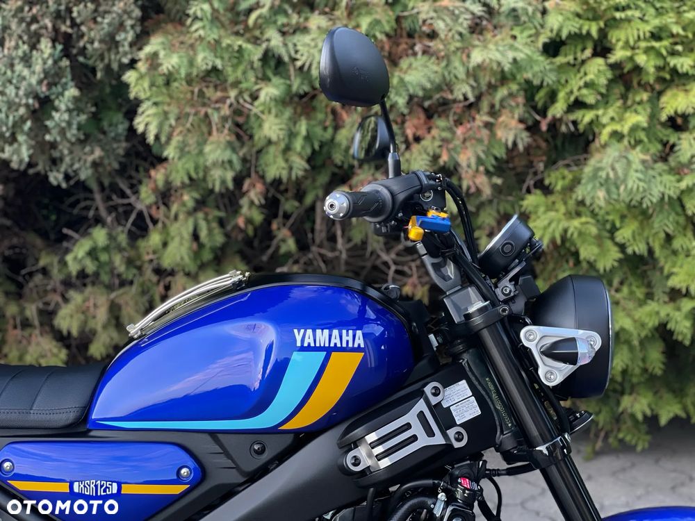 Yamaha XSR - 12