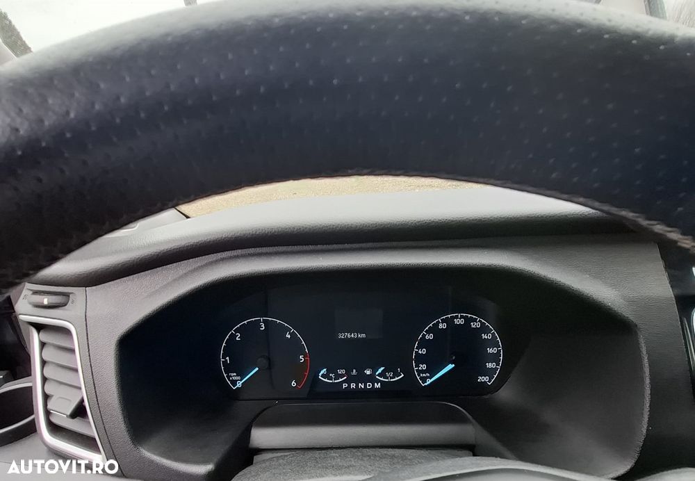 Ford Tourneo Custom Bus 320 2.0 EcoBlue 170 CP L2H1 Active Aut. - 9