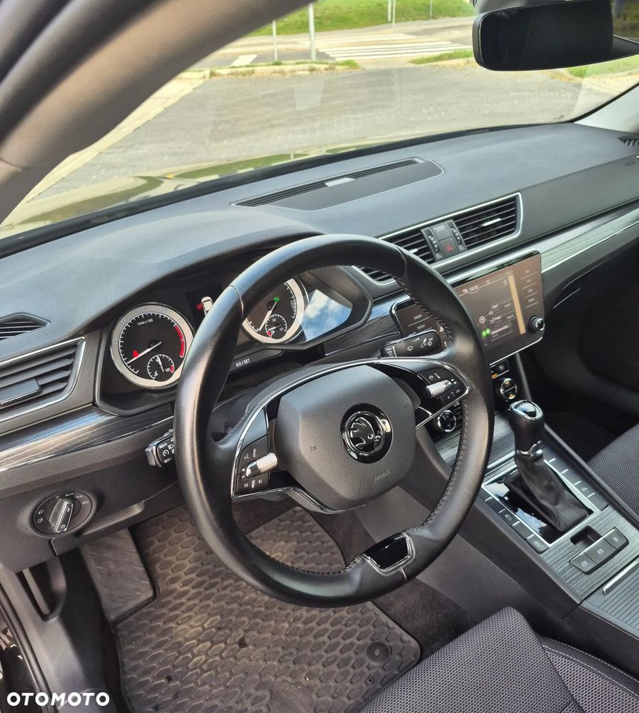 Skoda Superb 2.0 TSI DSG Style - 17