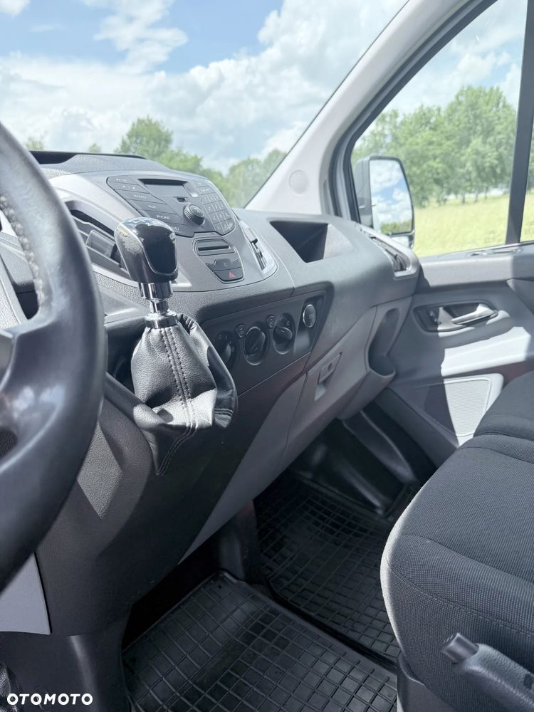 Ford TRANSIT - 11