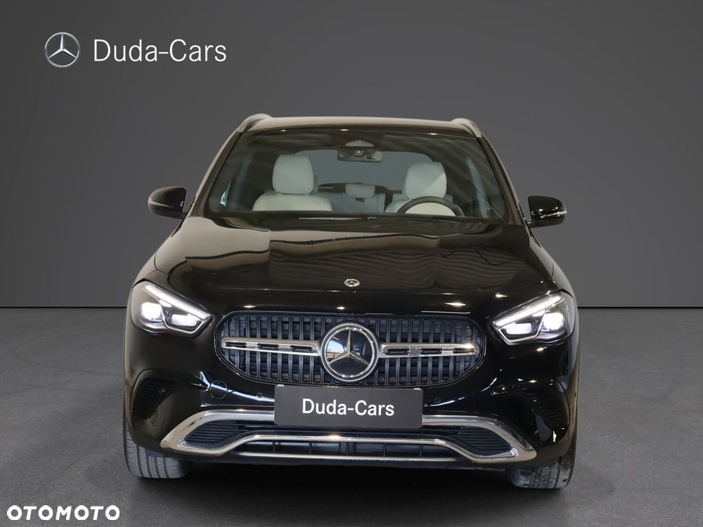 Mercedes-Benz GLA 200 d Progressive 8G-DCT - 3