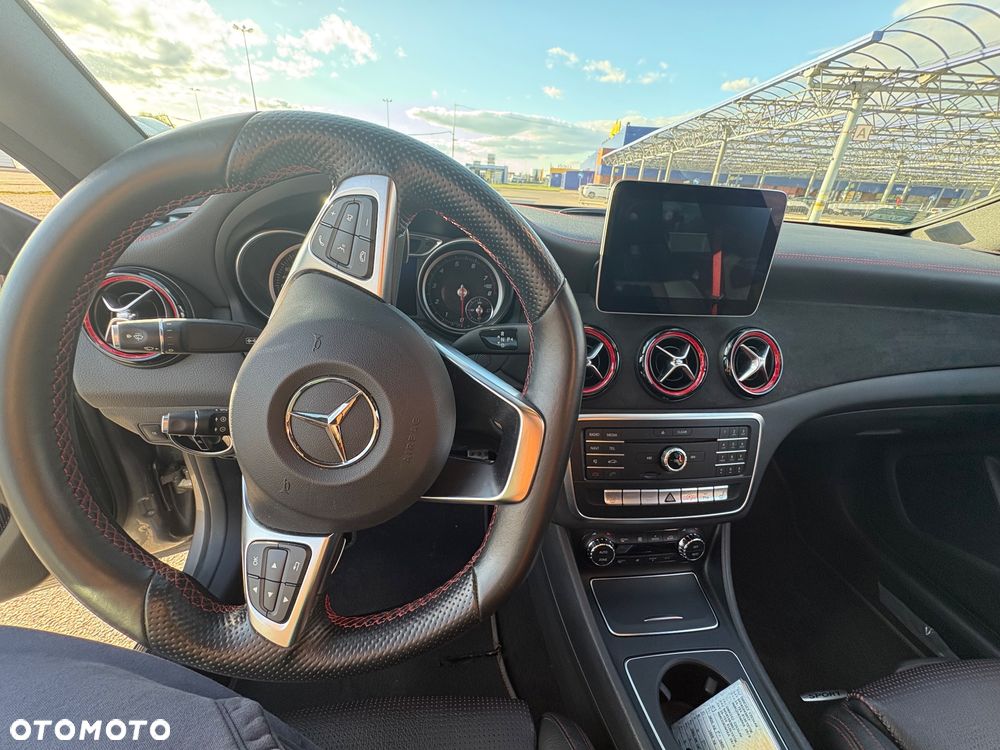 Mercedes-Benz CLA 250 4Matic 7G-DCT AMG Line - 7