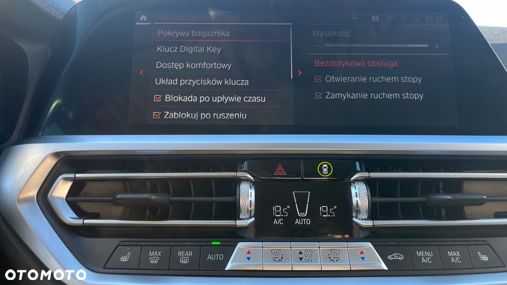 BMW Seria 3 320d Luxury Line Purity sport - 36