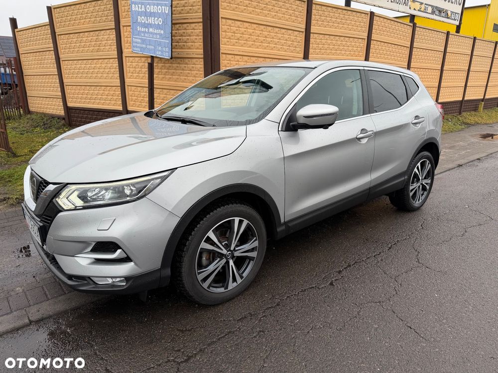 Nissan Qashqai 1.2 DIG-T N-Connecta Xtronic EU6 - 4