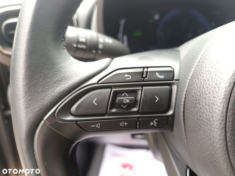 Toyota Yaris Cross Hybrid 1.5 Style - 21