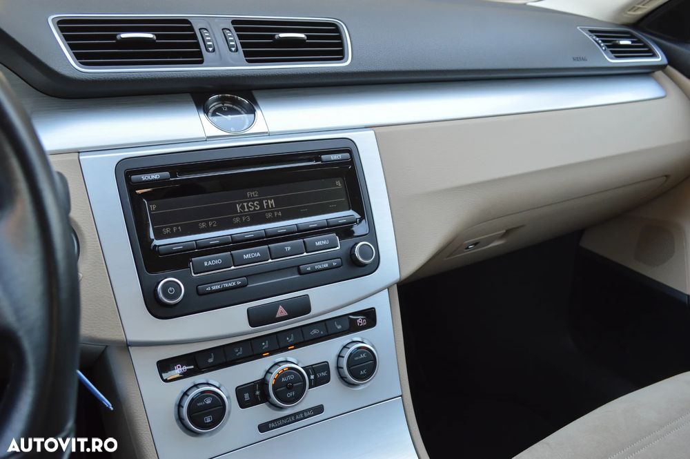 Volkswagen Passat CC 2.0 TDI 4Motion BlueMotion Technology DSG - 14