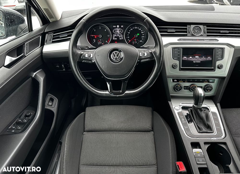 Volkswagen Passat 2.0 TDI DSG (BlueMotion Technology) Comfortline - 8