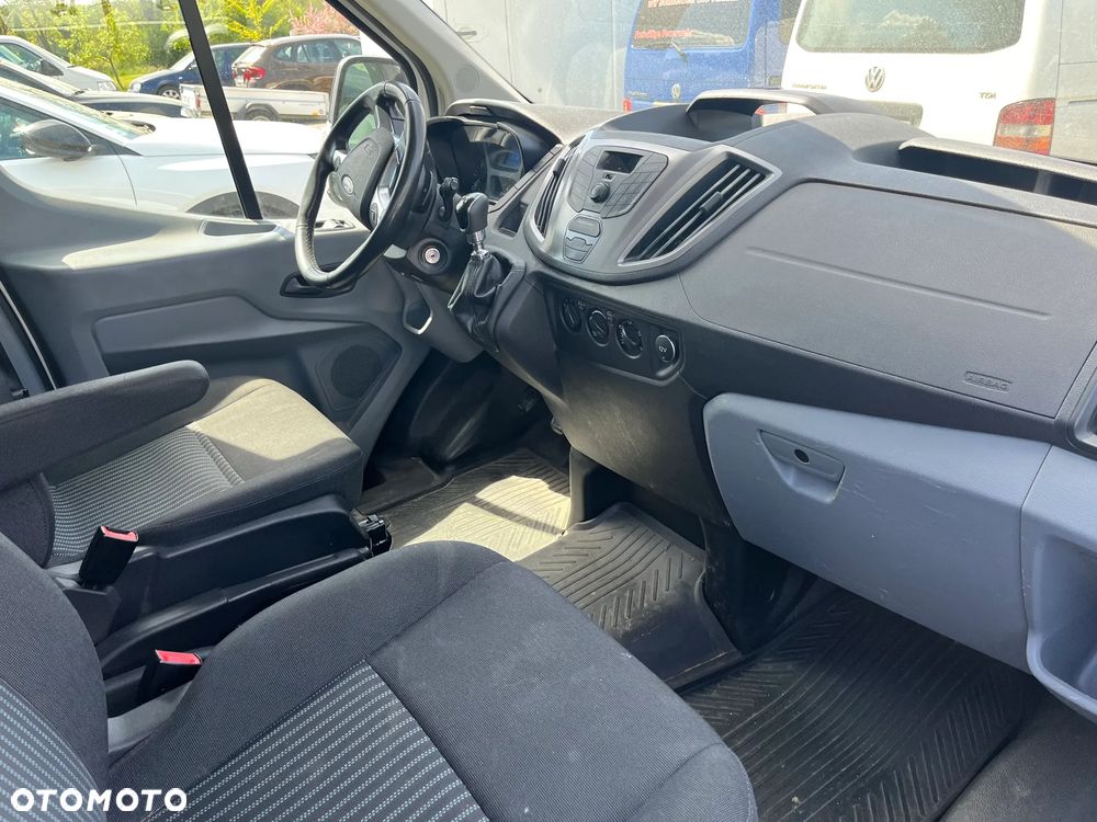 Ford Transit - 20