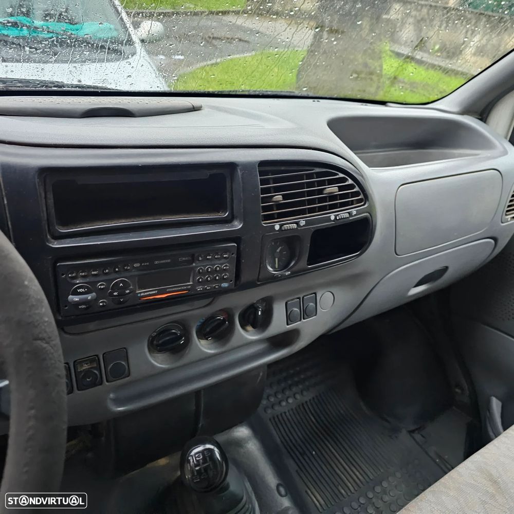 Ford Transit isótermica - 13