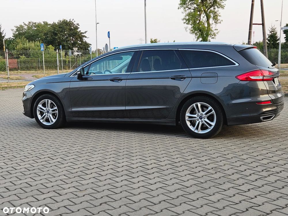 Ford Mondeo 2.0 EcoBlue Titanium - 13