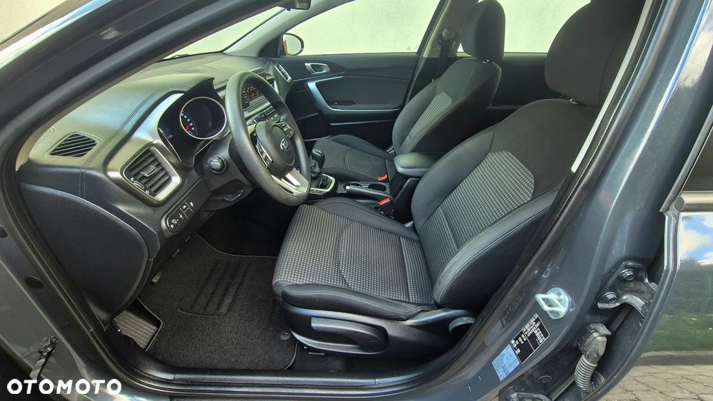 Kia Ceed 1.4 Attract - 6