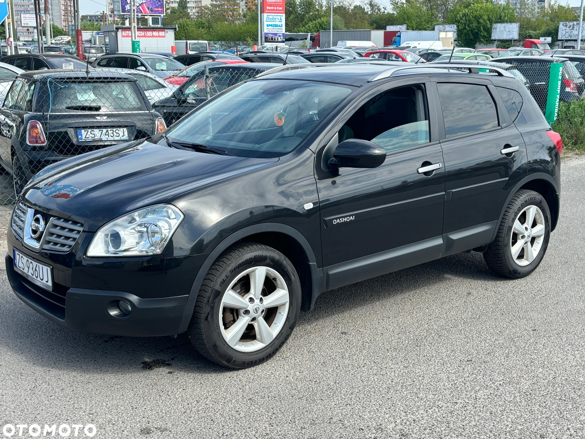 Nissan Qashqai 2.0 dCi 4 x 4 DPF I-Way - 24