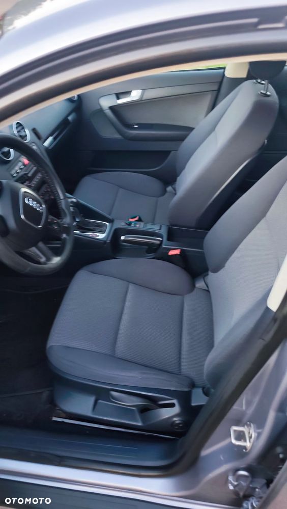 Audi A3 Sportback 2.0 TDI DPF (DSG) S tronic S line Sportpaket plus - 6