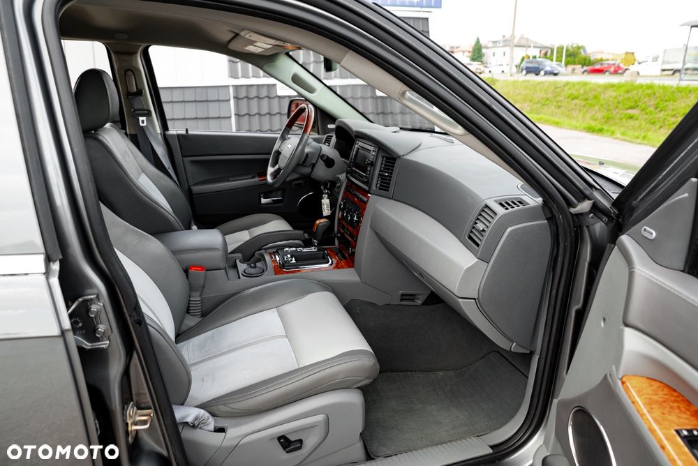 Jeep Grand Cherokee 3.0 CRD Automatik Limited - 24