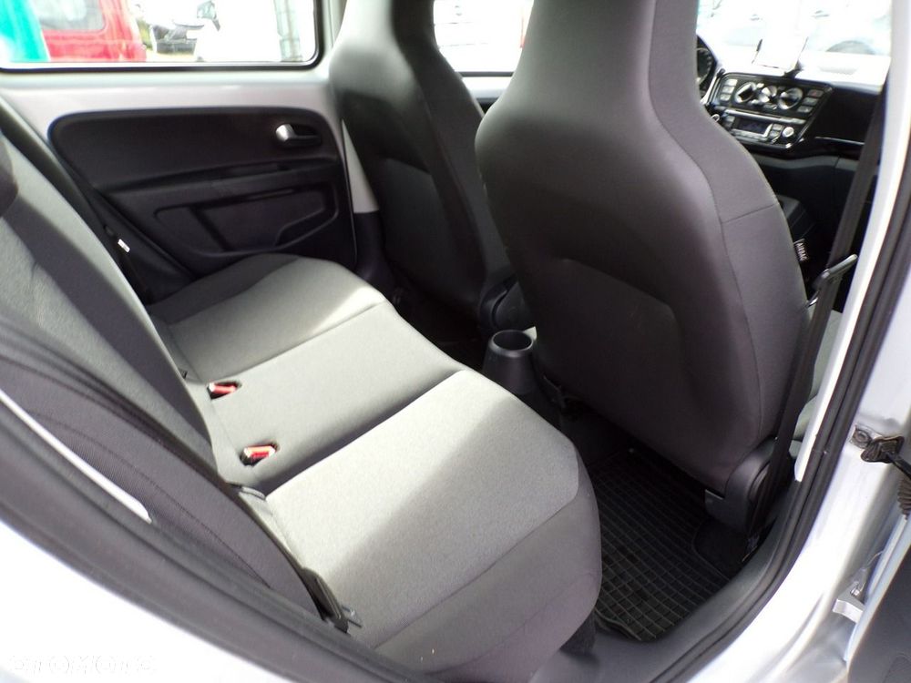 Volkswagen up! - 19