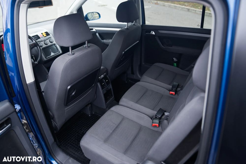 Volkswagen Touran 2.0TDI Highline - 18