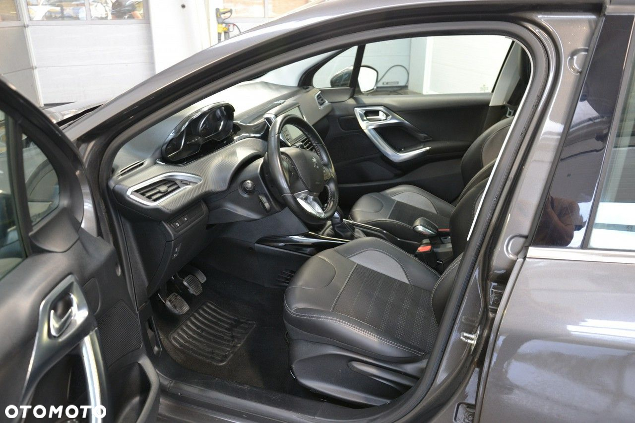 Peugeot 2008 - 14