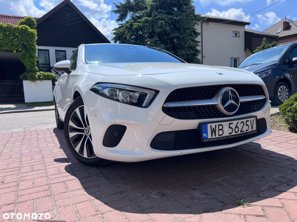 Mercedes-Benz Klasa A 180 7G-DCT - 8