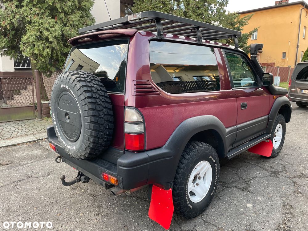Toyota Land Cruiser - 4
