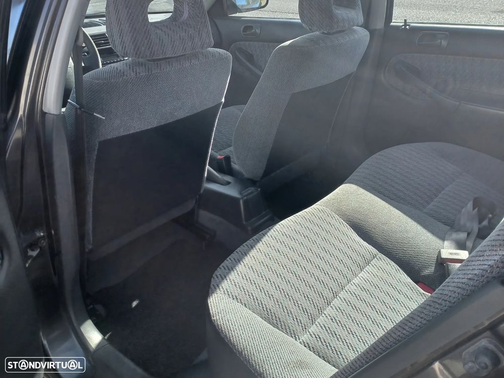 Honda Civic 1.4i S - 13