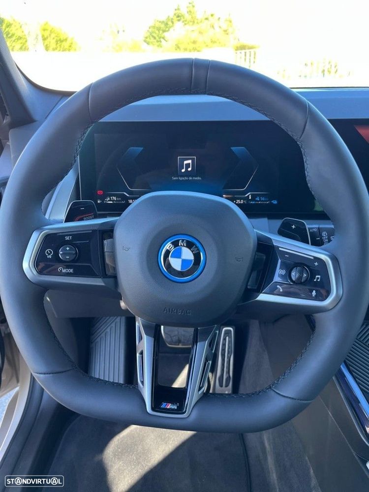 BMW X3 30 e xDrive Pack M Desportivo - 17