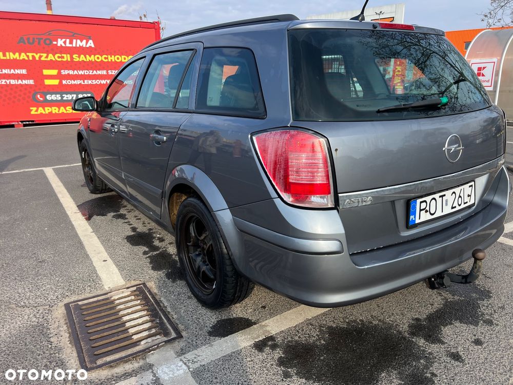 Opel Astra 1.9 CDTI Elegance - 2