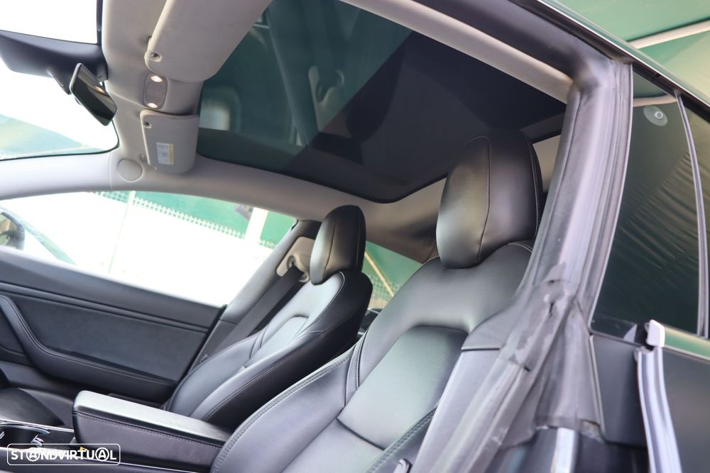 Tesla Model 3 Performance Dual Motor AWD - 14