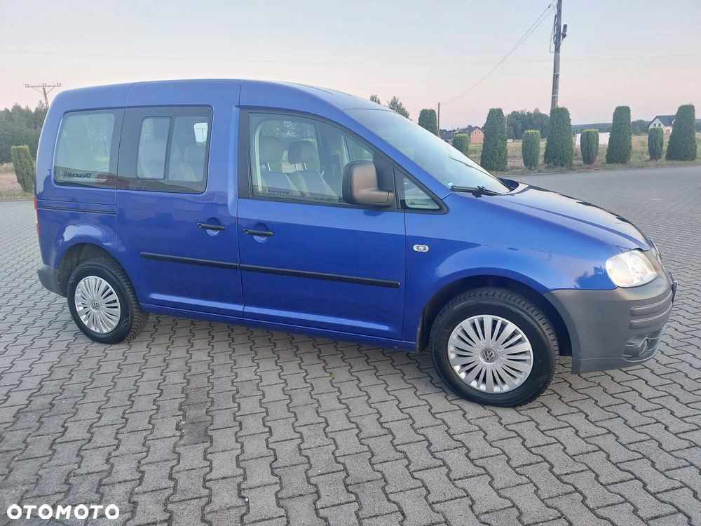 Volkswagen Caddy 1.6 Familie (7-Si.) - 8