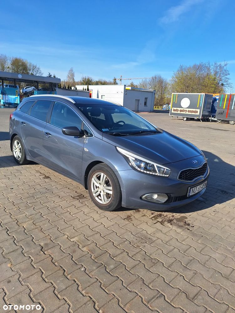 Kia Ceed 1.6 GDI Business Line - 1