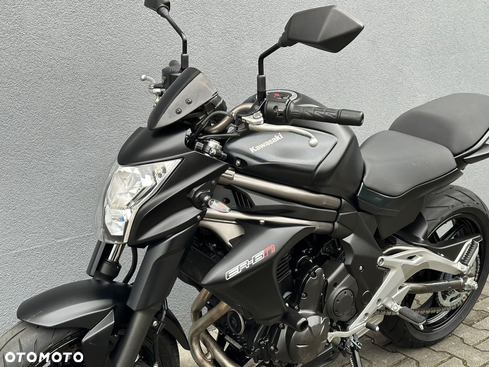 Kawasaki ER - 11