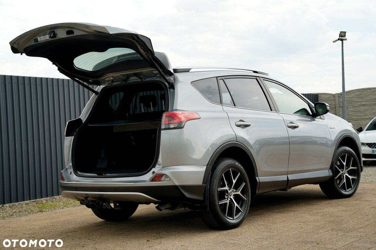 Toyota RAV4 - 14