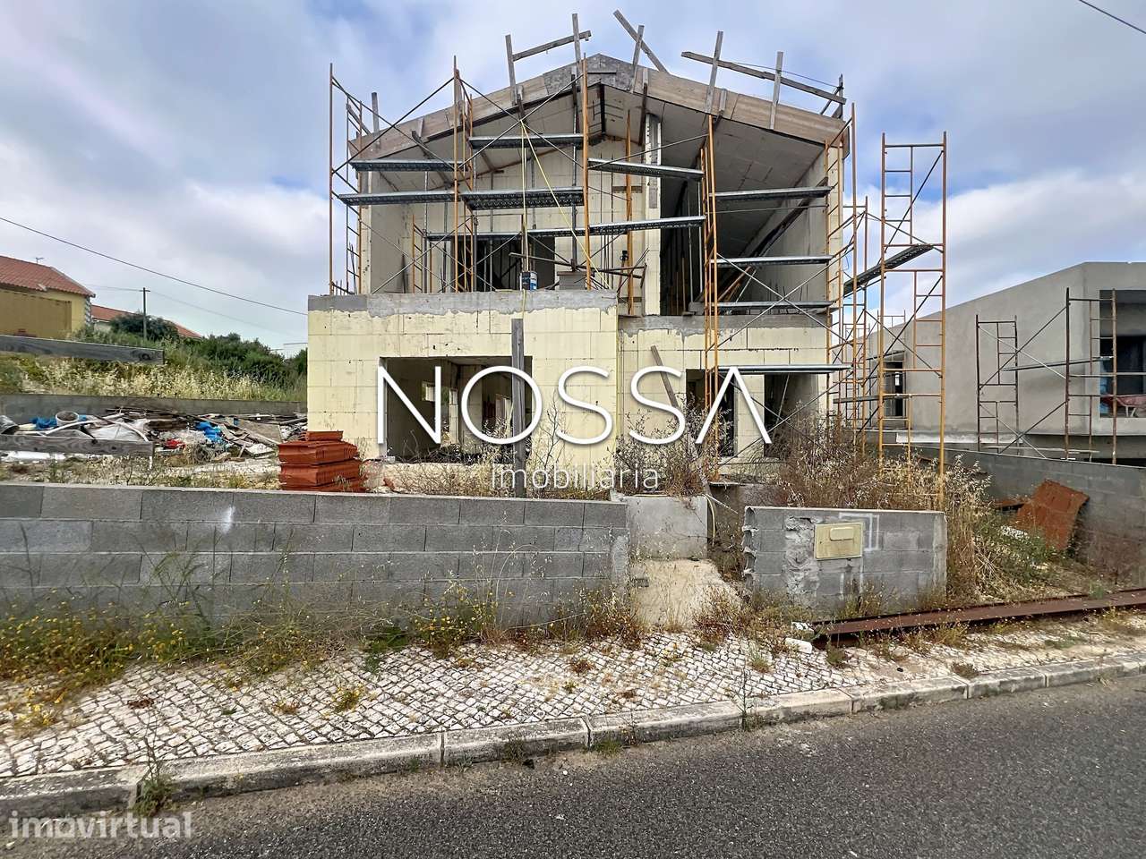 Moradia T4 Nova Construção em ICF – Pêro Pinheiro - Grande imagem: 2/23