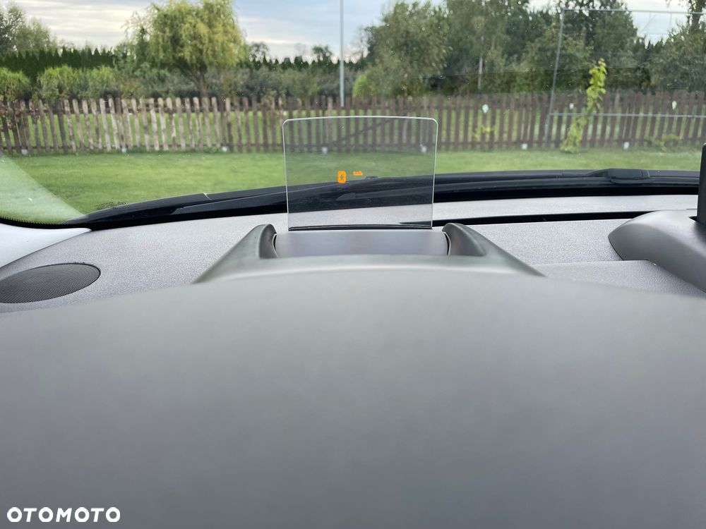 Peugeot 5008 HDI FAP 150 Family - 23