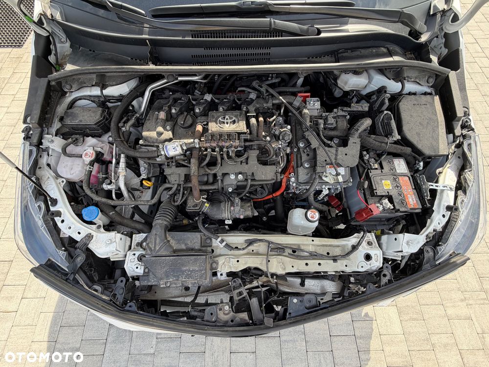 Toyota Corolla 1.8 Hybrid Comfort - 36