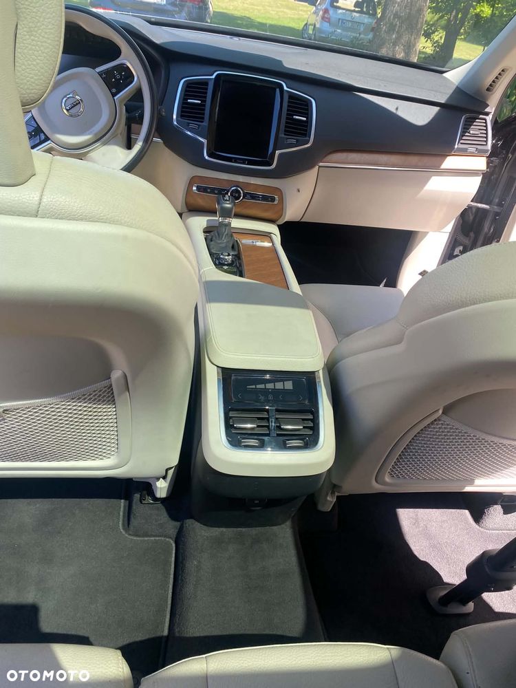Volvo XC 90 T5 GPF AWD Momentum 7os - 7