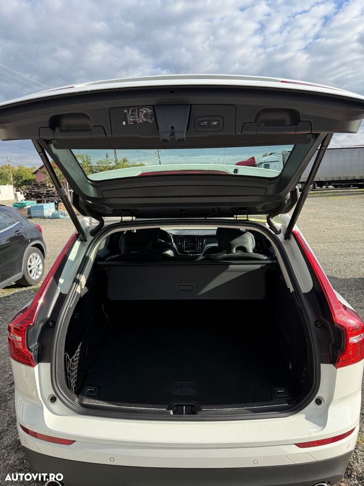 Volvo XC 60 D4 Geartronic Momentum - 12
