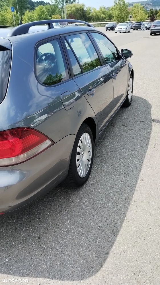 VOLKSWAGEN Golf 2011 — imagine 6