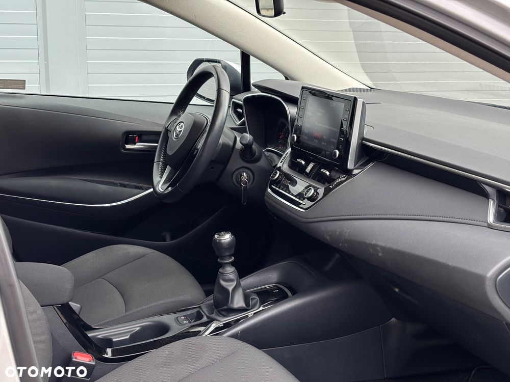 Toyota Corolla 1.5 Comfort - 16
