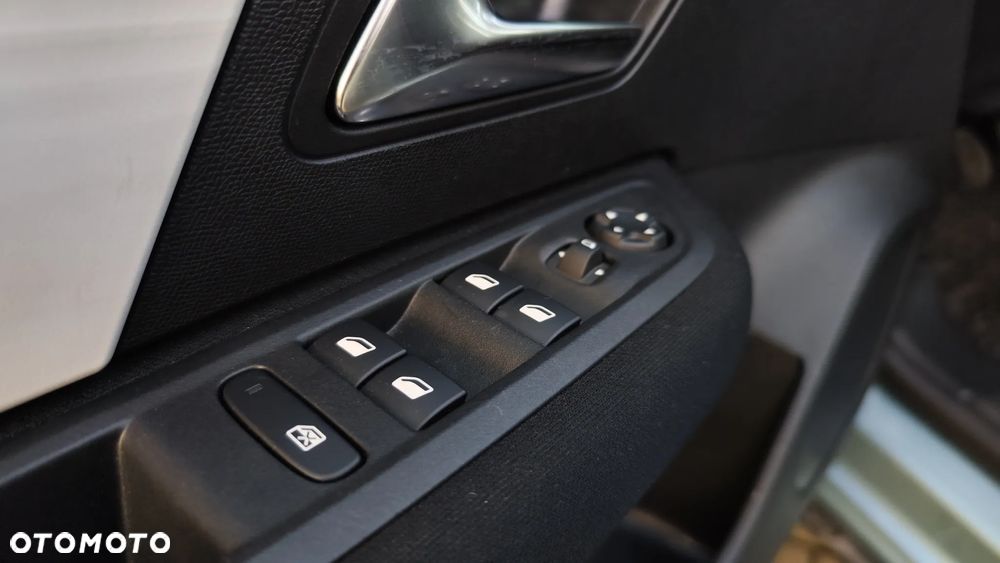 Citroën C4 1.2 PureTech Business Edition S&S - 29