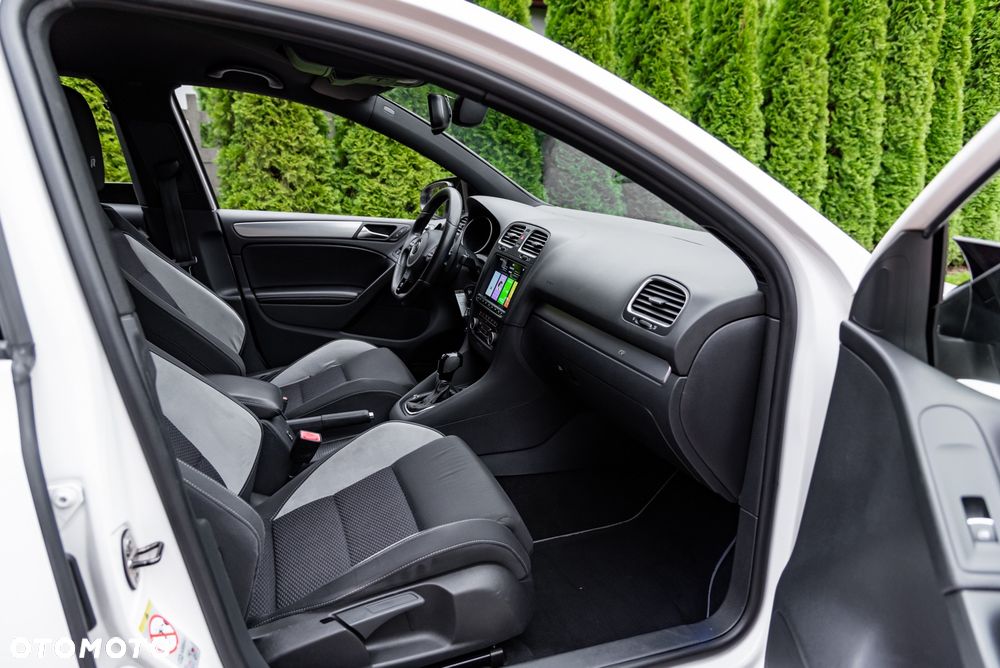 Volkswagen Golf 2.0 R DSG - 25