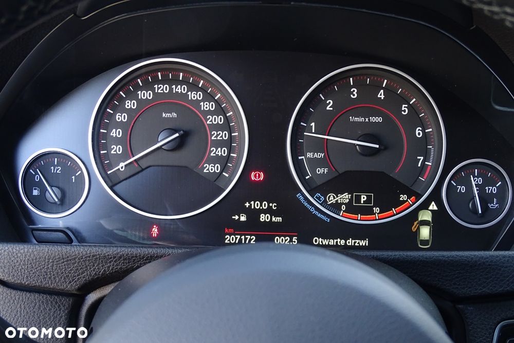 BMW 3GT 320i GPF Sport Line sport - 33