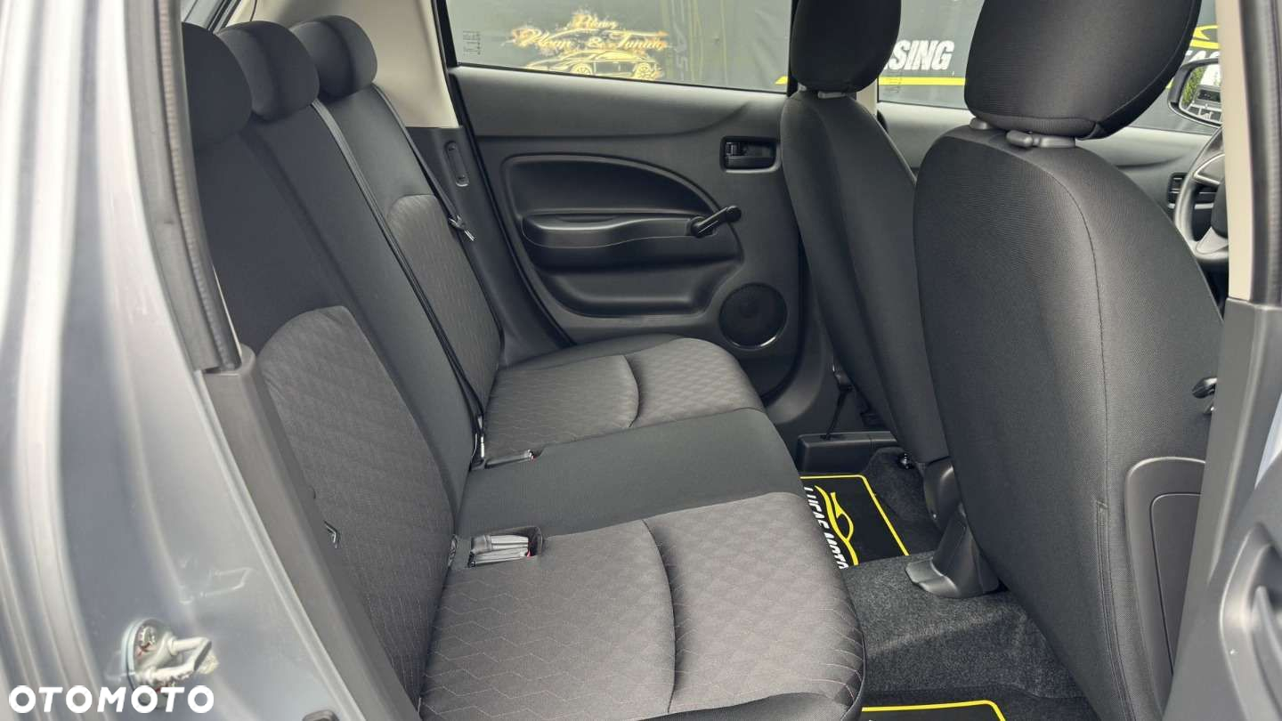 Mitsubishi Space Star - 26