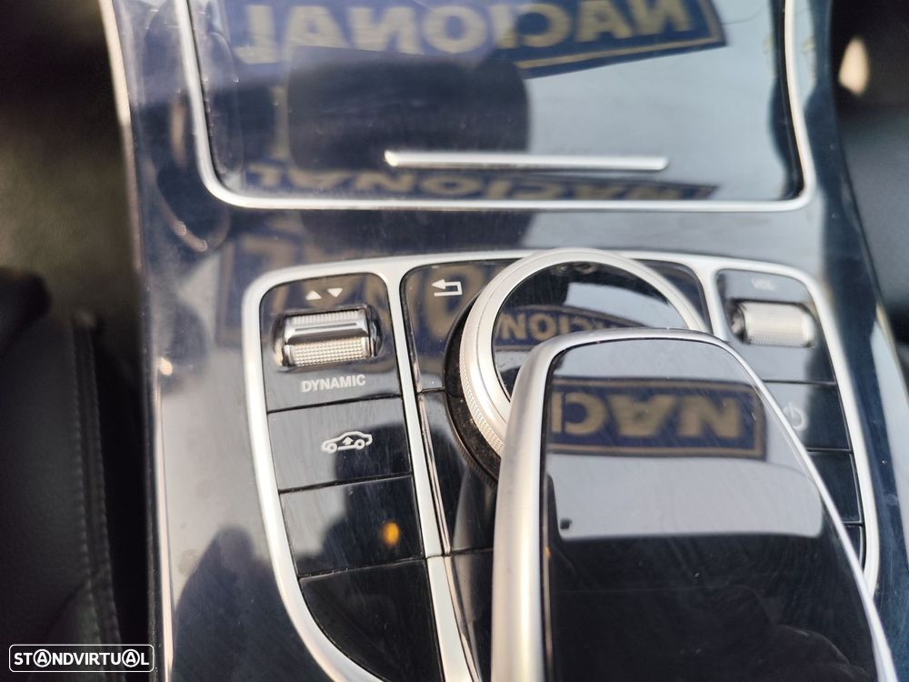 Mercedes-Benz C 300 h AMG Line - 14