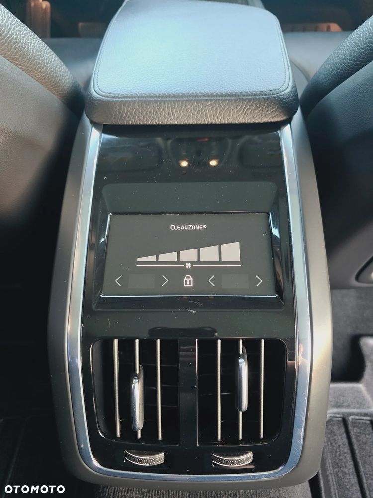 Volvo S90 T6 AWD Geartronic Momentum - 22
