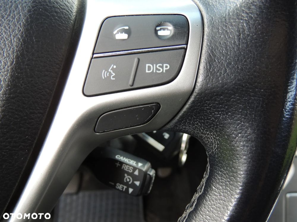 Toyota Avensis 2.0 D-4D Active - 9