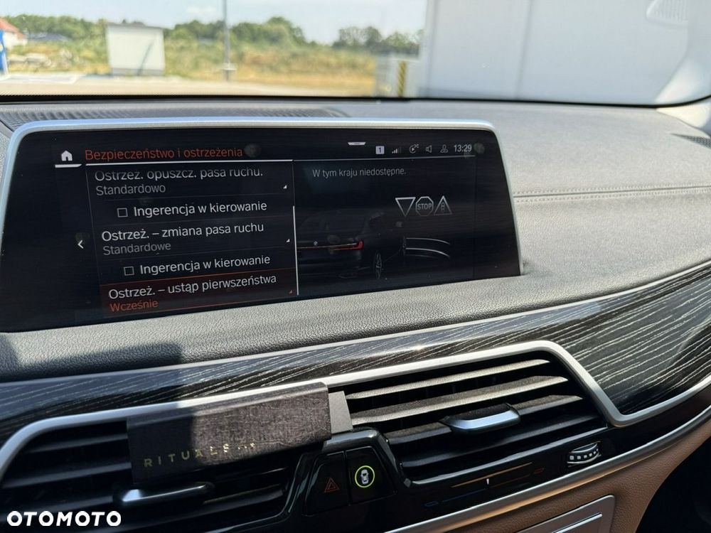 BMW Seria 7 - 23